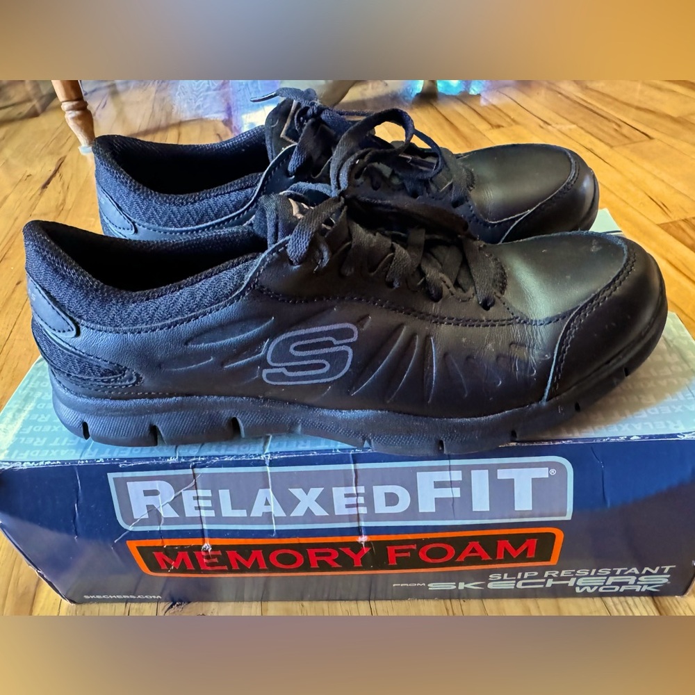 Skechers